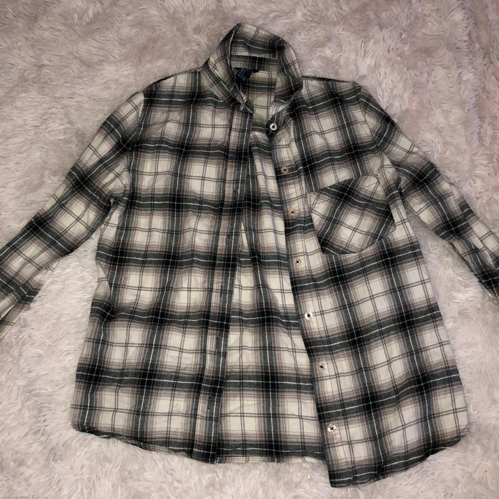 Women’s Grey Flannel Button-Up